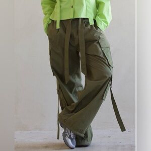 NWT Olive Green Cargo Pants